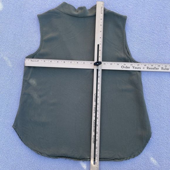 NANETTE LEPORE Blouse Women's Medium Green Sleeveless Short Tunic Top V-Neck - Picture 12 of 12